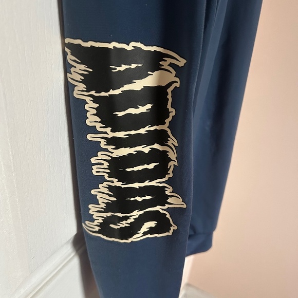 Adidas Boys pants Size 10/12 - Picture 2 of 4